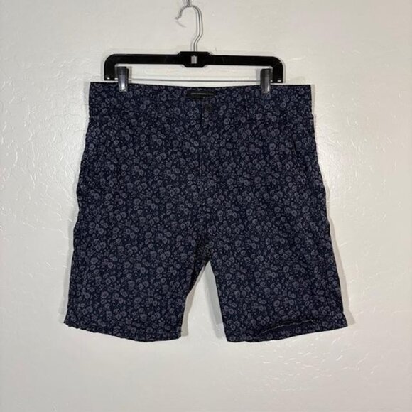 John Varvatos Shorts Mens 34 Blue Floral Print Luxe Cotton Blend Chino Casual - Picture 1 of 9